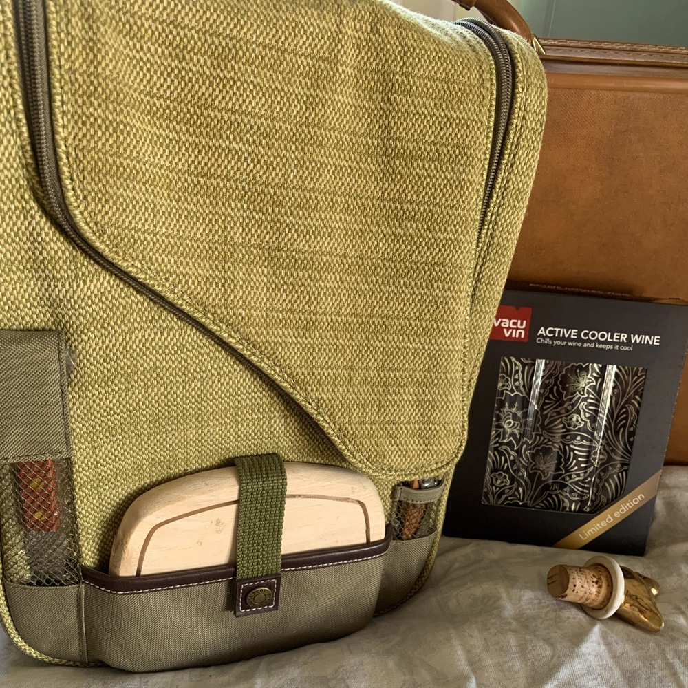 Wine & Cheese tote bag with cooler bag & stopper